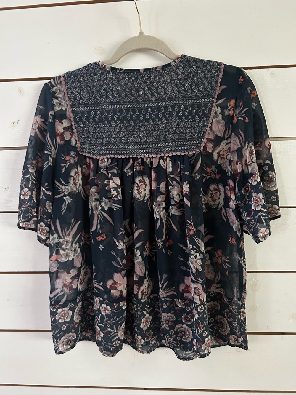 Knox Rose Medium Semi Sheer Boho Tassel Tie Front Top Navy Floral Peasant Blouse - Picture 2 of 8